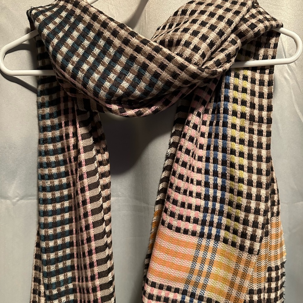 Vince Camuto Multicolor Fringe Scarf